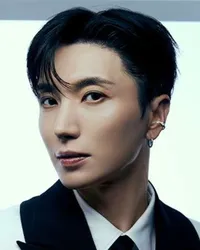 파일:슈퍼주니어 이특 사진.jpg