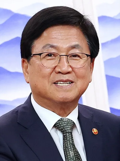 파일:최교진 사진.jpg