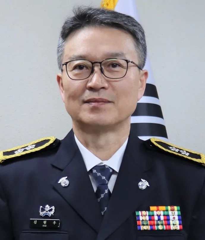 파일:김현우 사진.jpg