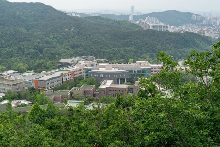 파일:서울대학교 관악캠퍼스 전경.jpg