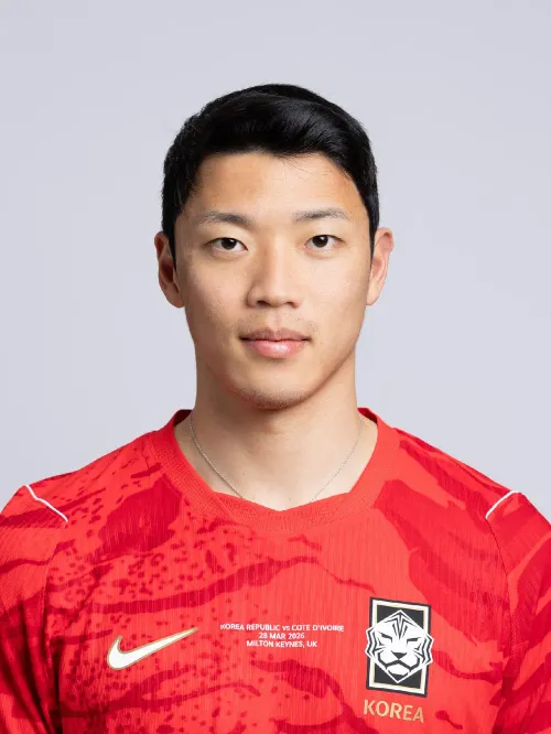 파일:2026 FIFA 월드컵 대한민국 황희찬 프로필.webp