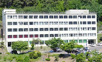 파일:한국국제대학교 B동 생명공학관 캠퍼스.jpg