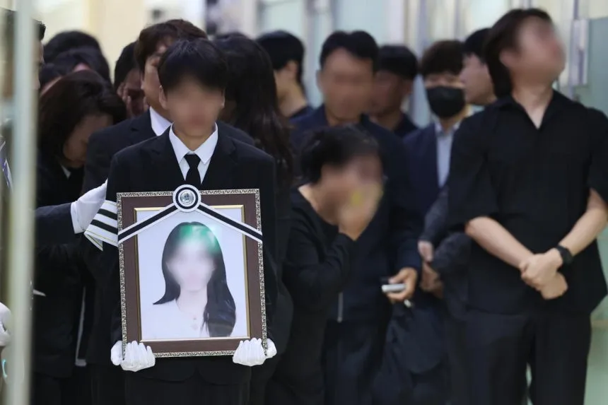 파일:광주 여고생 살인 사건 피해자 영정사진.jpg