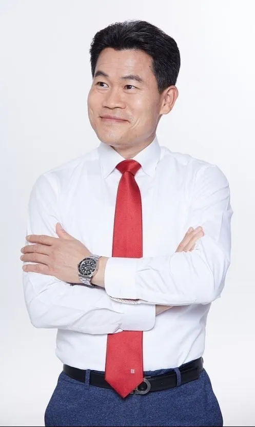 파일:전한길 사진.jpg