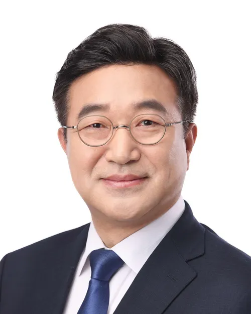 파일:윤호중 사진.jpg
