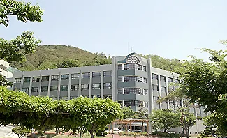 파일:한국국제대학교 교육과학관 캠퍼스.jpg