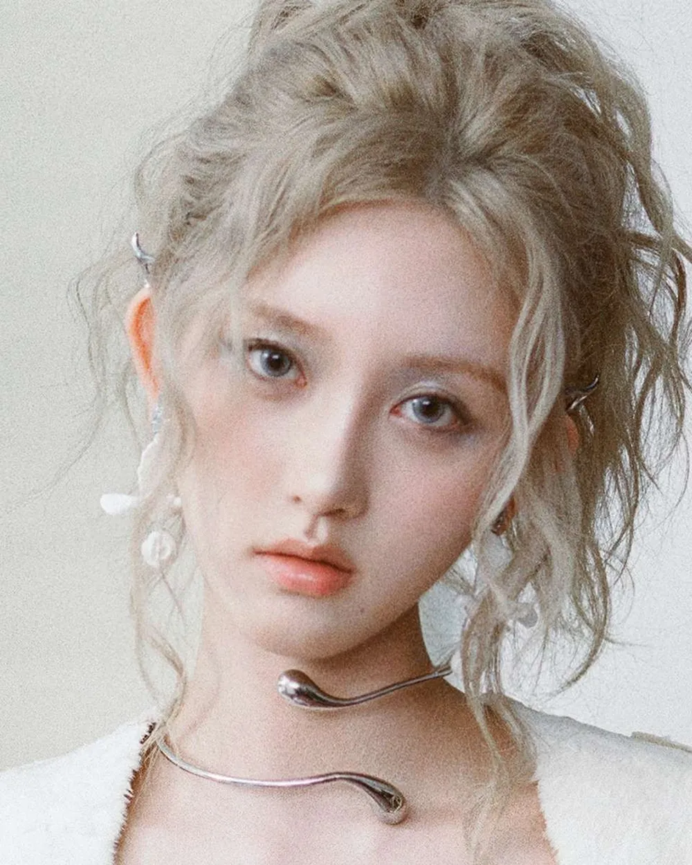 파일:IVE 가을 사진.jpg
